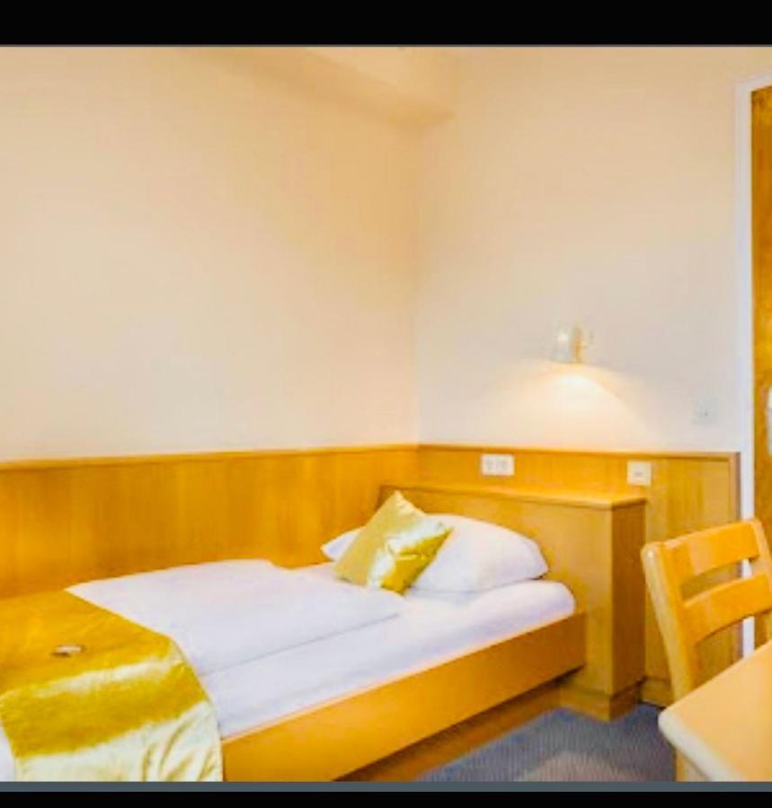كارلسروه Mc Hotel المظهر الخارجي الصورة