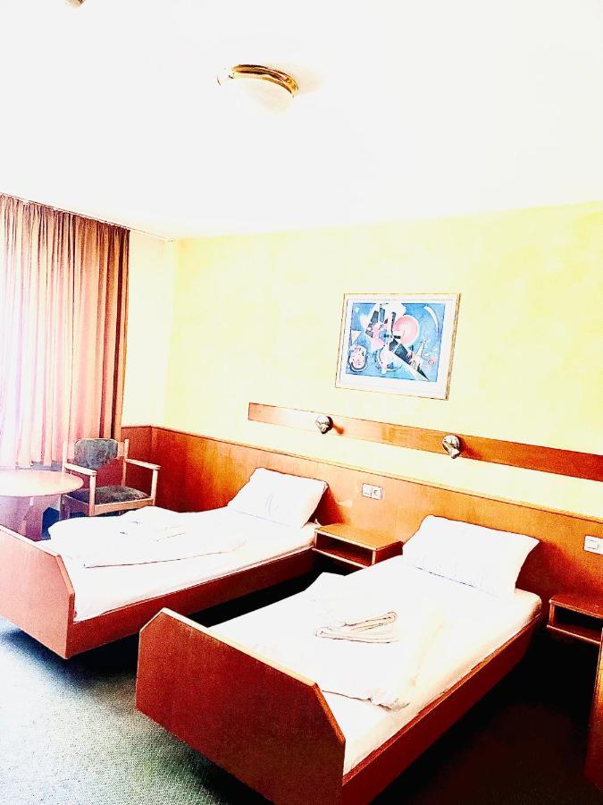 كارلسروه Mc Hotel المظهر الخارجي الصورة