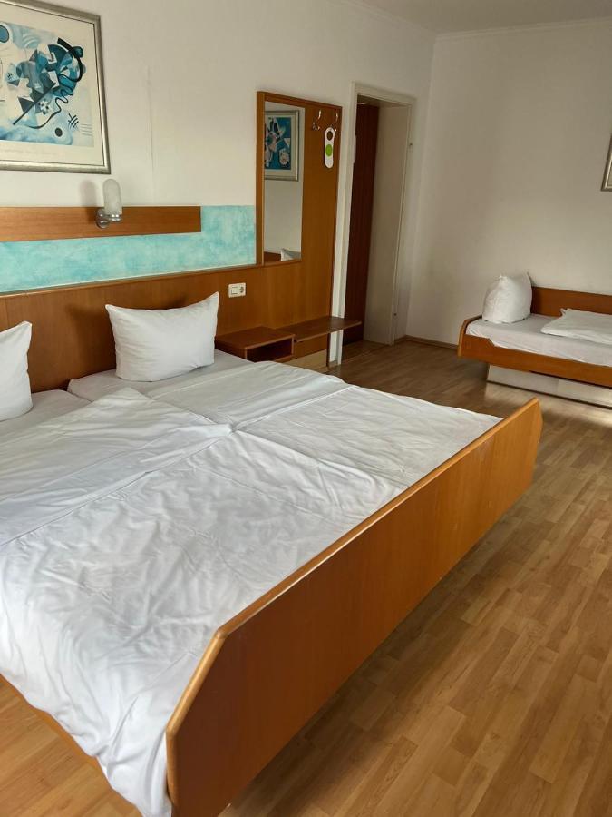 كارلسروه Mc Hotel المظهر الخارجي الصورة